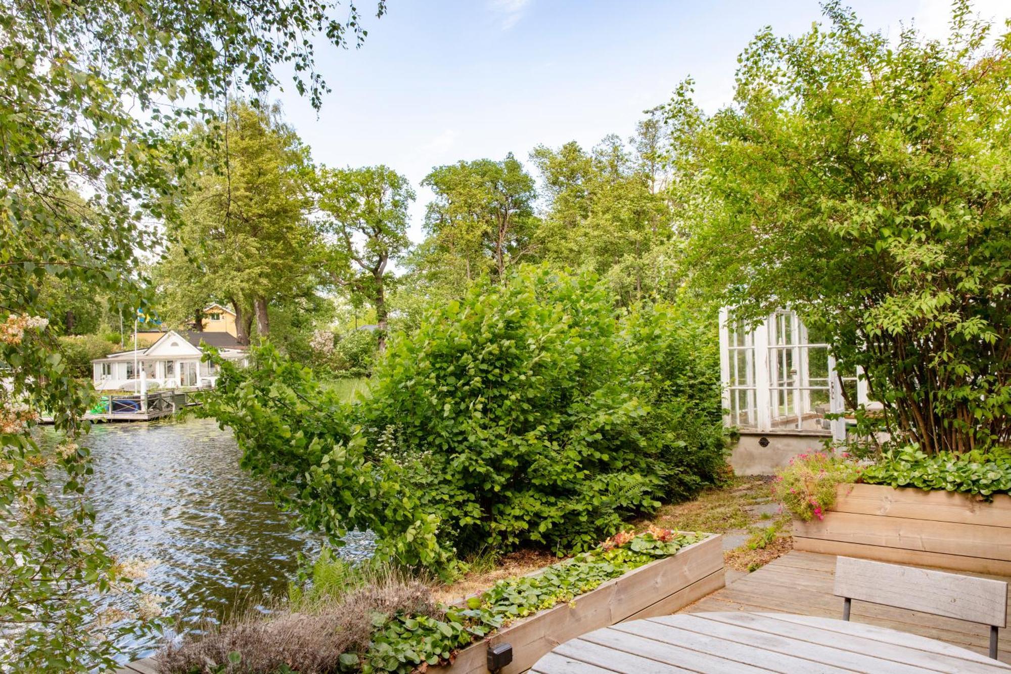 Semesterbostad Peaceful, Picturesque & Forest Retreat